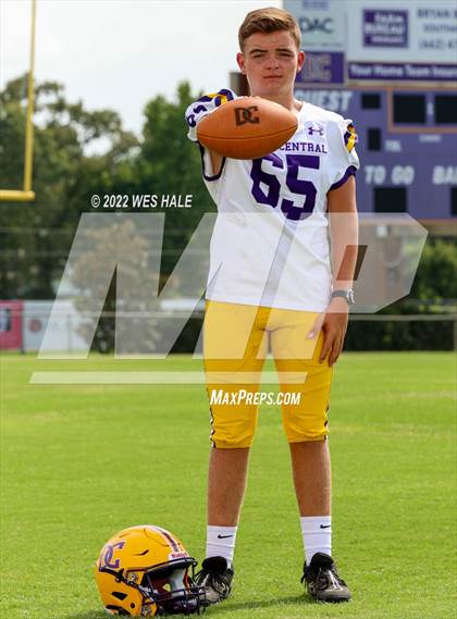 Thumbnail 1 in DeSoto Central (Team & Individuals) photogallery.