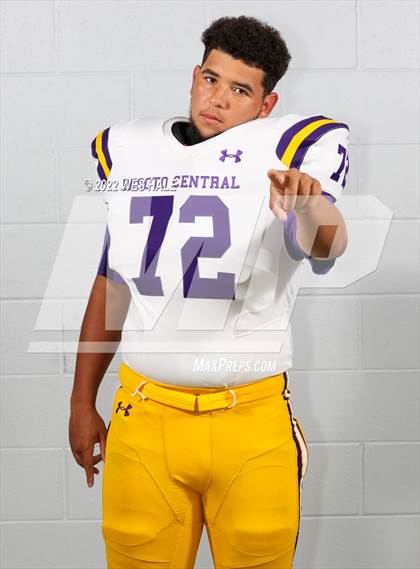Thumbnail 2 in DeSoto Central (Team & Individuals) photogallery.