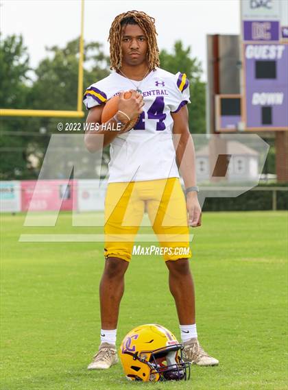Thumbnail 3 in DeSoto Central (Team & Individuals) photogallery.