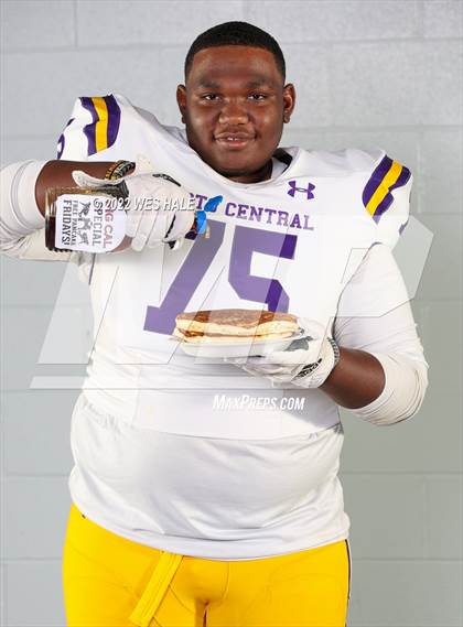 Thumbnail 3 in DeSoto Central (Team & Individuals) photogallery.