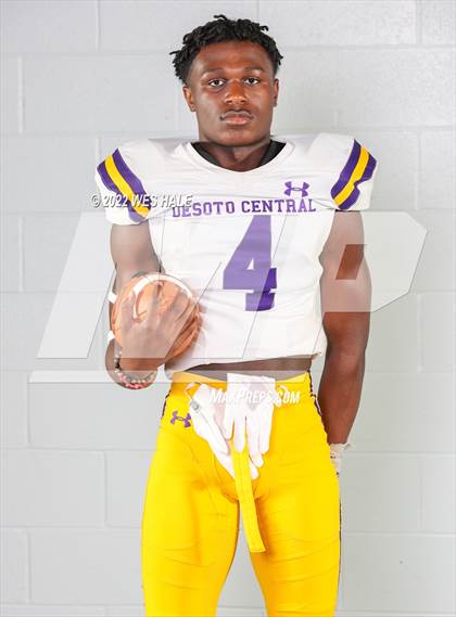 Thumbnail 3 in DeSoto Central (Team & Individuals) photogallery.