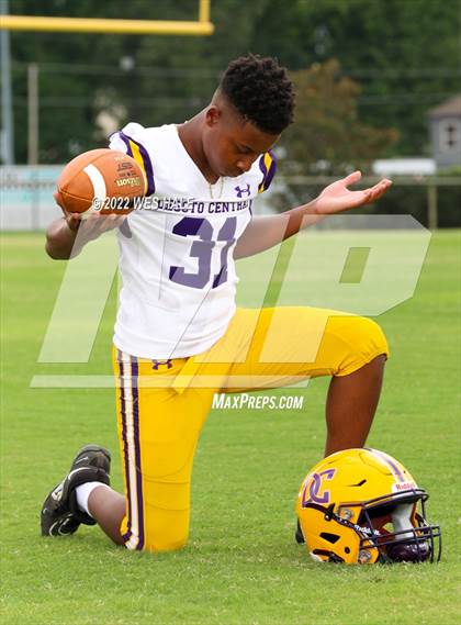 Thumbnail 2 in DeSoto Central (Team & Individuals) photogallery.