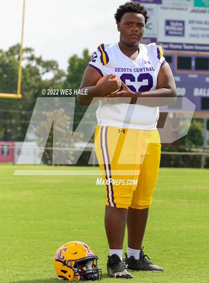 Thumbnail 3 in DeSoto Central (Team & Individuals) photogallery.