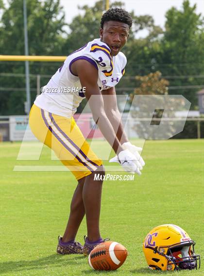 Thumbnail 3 in DeSoto Central (Team & Individuals) photogallery.