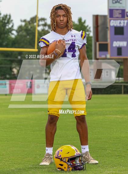 Thumbnail 2 in DeSoto Central (Team & Individuals) photogallery.