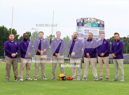 Thumbnail 1 in DeSoto Central (Team & Individuals) photogallery.