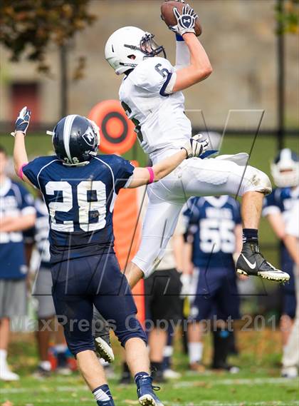 Thumbnail 2 in Noble & Greenough vs. Lawrence Academy photogallery.