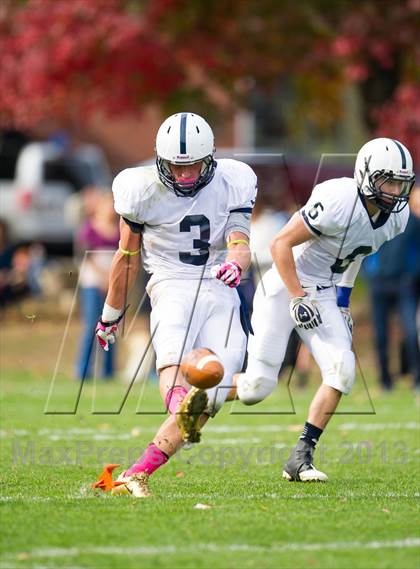 Thumbnail 3 in Noble & Greenough vs. Lawrence Academy photogallery.