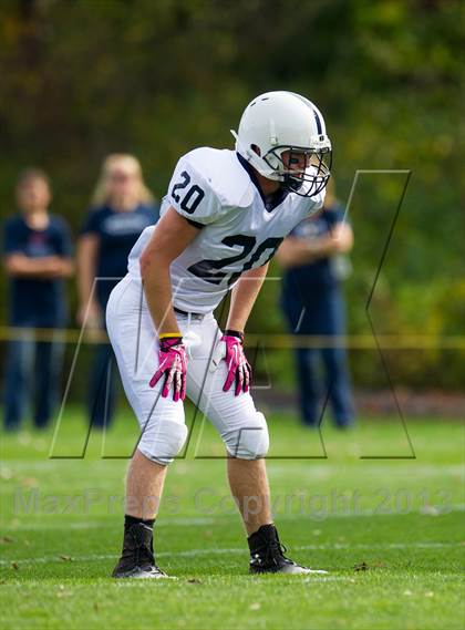 Thumbnail 2 in Noble & Greenough vs. Lawrence Academy photogallery.