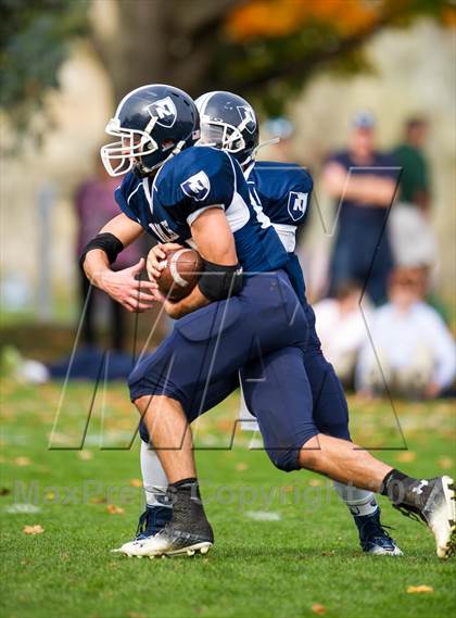 Thumbnail 2 in Noble & Greenough vs. Lawrence Academy photogallery.