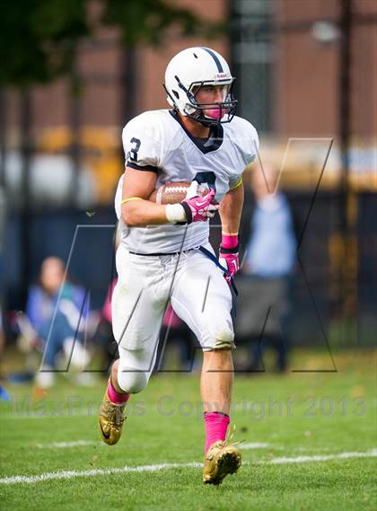 Thumbnail 2 in Noble & Greenough vs. Lawrence Academy photogallery.