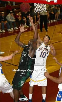 Thumbnail 3 in De La Salle vs. El Toro (Torrey Pines Classic) photogallery.