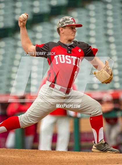 Thumbnail 1 in Tustin @ Mater Dei photogallery.