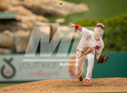 Thumbnail 2 in Tustin @ Mater Dei photogallery.