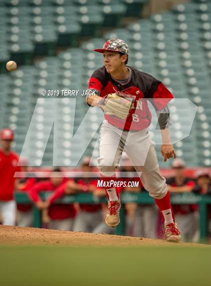 Thumbnail 3 in Tustin @ Mater Dei photogallery.