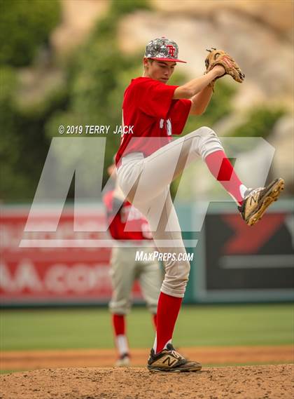 Thumbnail 1 in Tustin @ Mater Dei photogallery.