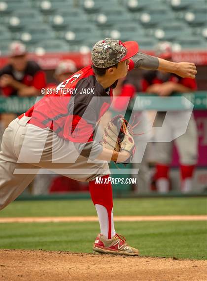 Thumbnail 2 in Tustin @ Mater Dei photogallery.