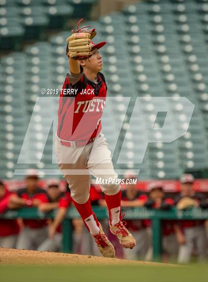 Thumbnail 2 in Tustin @ Mater Dei photogallery.