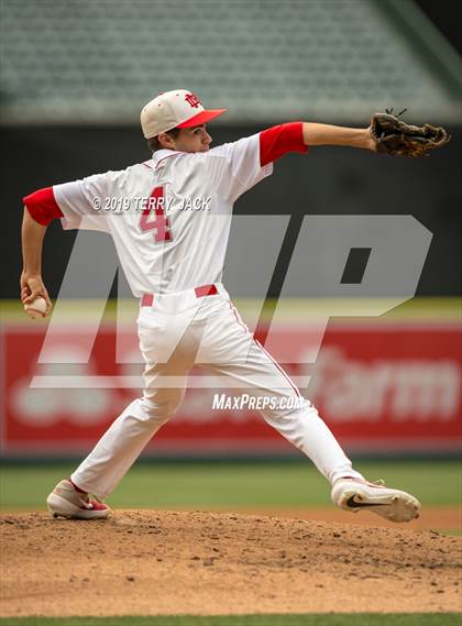 Thumbnail 3 in Tustin @ Mater Dei photogallery.
