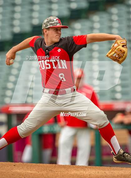 Thumbnail 2 in Tustin @ Mater Dei photogallery.