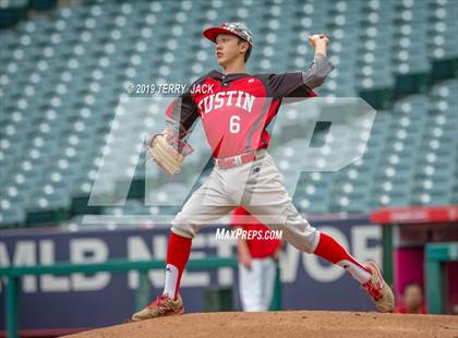 Thumbnail 2 in Tustin @ Mater Dei photogallery.