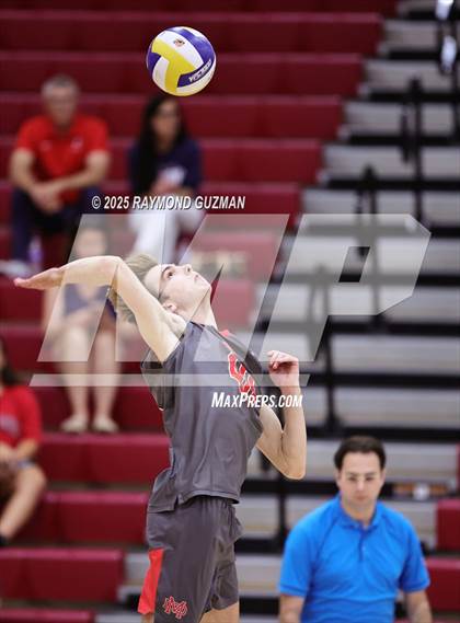 Thumbnail 3 in Mater Dei vs. Buchanan (CIF D2 State Final) photogallery.
