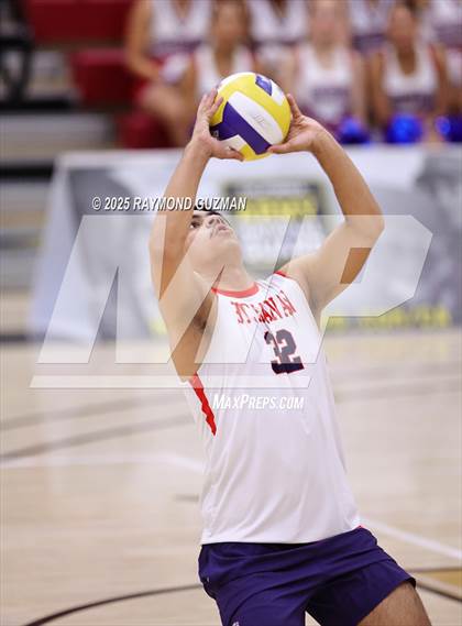 Thumbnail 2 in Mater Dei vs. Buchanan (CIF D2 State Final) photogallery.