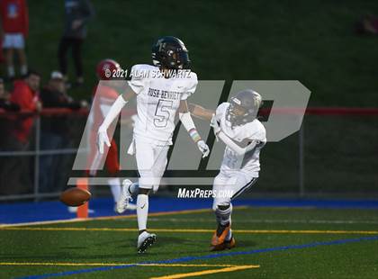 Thumbnail 1 in Rush-Henrietta @ Fairport photogallery.