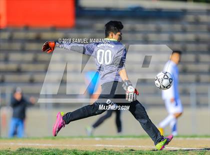 Thumbnail 1 in Taft vs King/Drew (CIF LACS Playoff) photogallery.