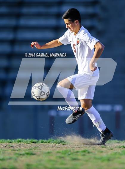 Thumbnail 1 in Taft vs King/Drew (CIF LACS Playoff) photogallery.