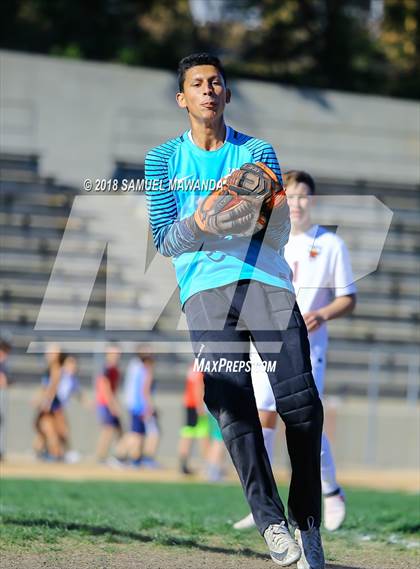 Thumbnail 2 in Taft vs King/Drew (CIF LACS Playoff) photogallery.