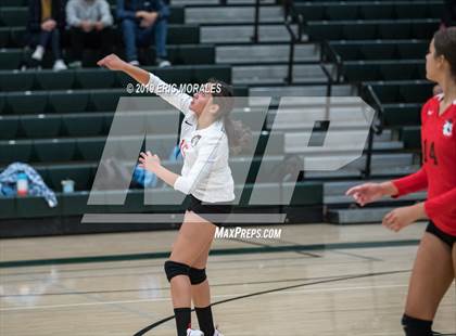 Thumbnail 3 in San Joaquin Memorial vs Hanford (Patriot Varsity Tournament) photogallery.