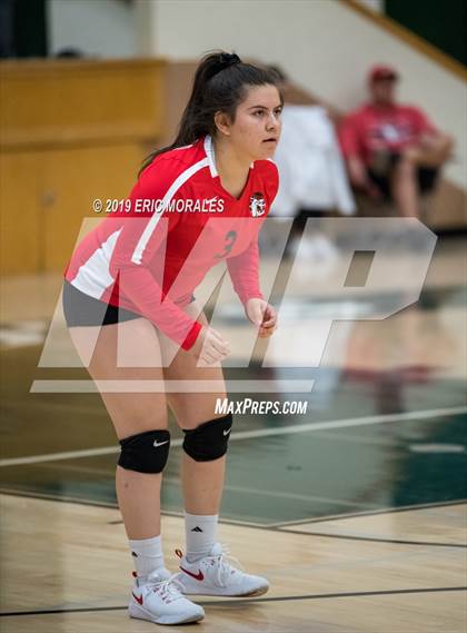 Thumbnail 3 in San Joaquin Memorial vs Hanford (Patriot Varsity Tournament) photogallery.