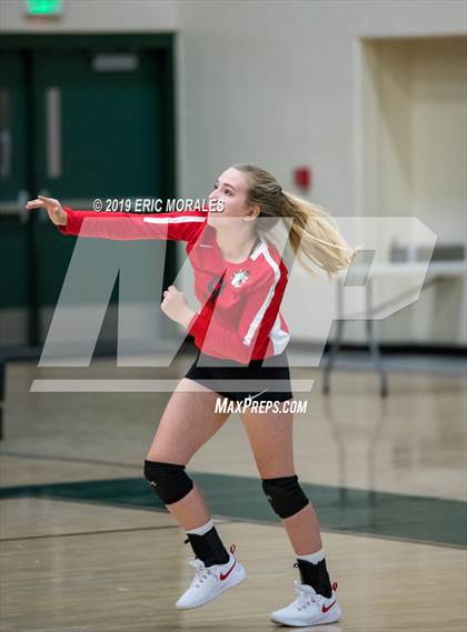 Thumbnail 2 in San Joaquin Memorial vs Hanford (Patriot Varsity Tournament) photogallery.