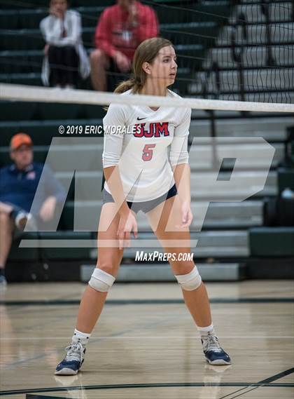 Thumbnail 2 in San Joaquin Memorial vs Hanford (Patriot Varsity Tournament) photogallery.