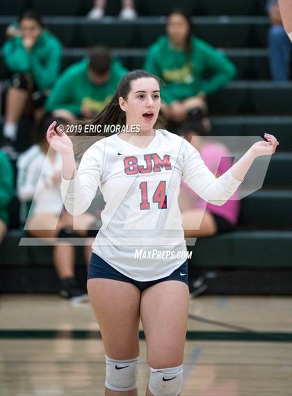 Thumbnail 3 in San Joaquin Memorial vs Hanford (Patriot Varsity Tournament) photogallery.