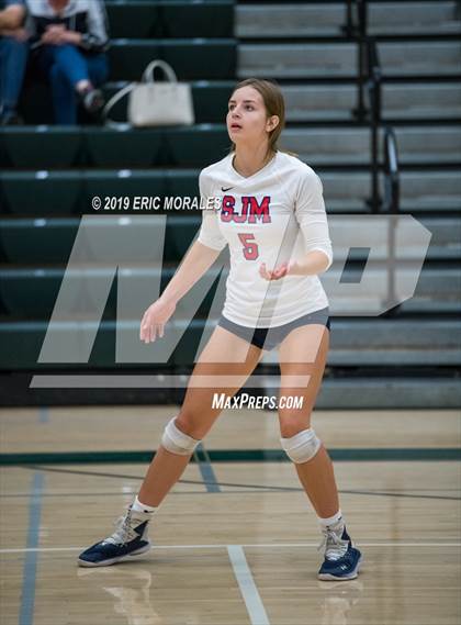 Thumbnail 2 in San Joaquin Memorial vs Hanford (Patriot Varsity Tournament) photogallery.