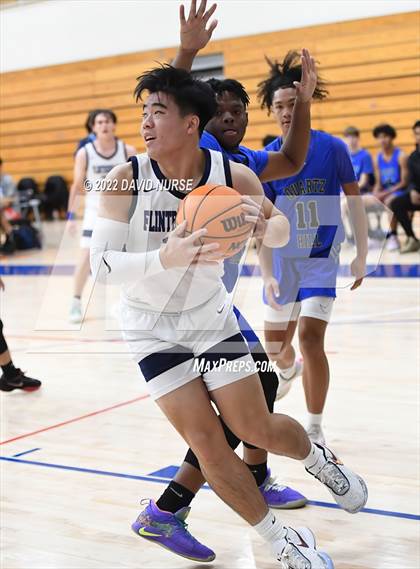 Thumbnail 3 in Quartz Hill vs. Flintridge Prep photogallery.