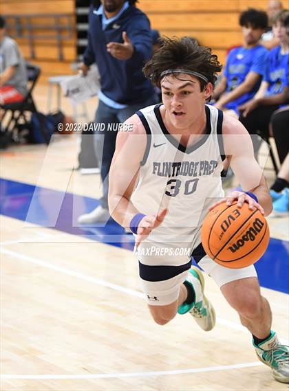 Thumbnail 2 in Quartz Hill vs. Flintridge Prep photogallery.