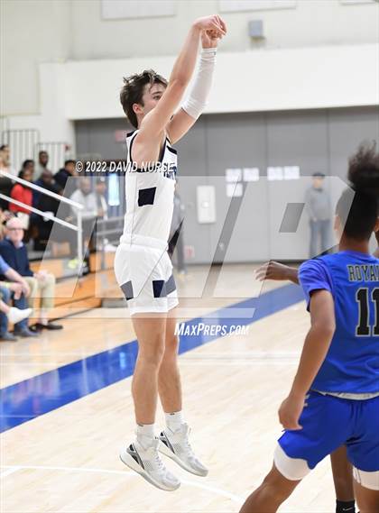 Thumbnail 1 in Quartz Hill vs. Flintridge Prep photogallery.