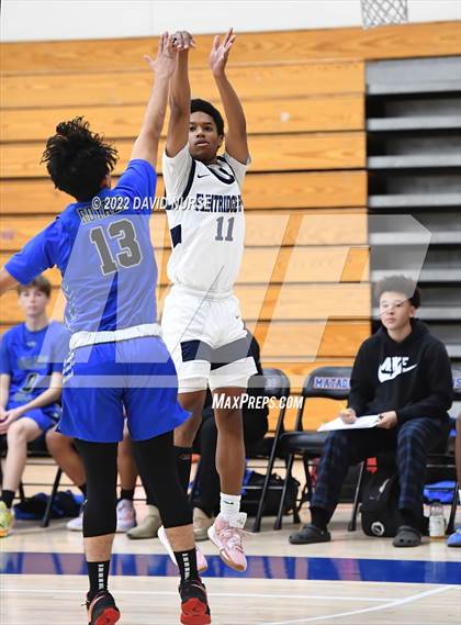 Thumbnail 2 in Quartz Hill vs. Flintridge Prep photogallery.