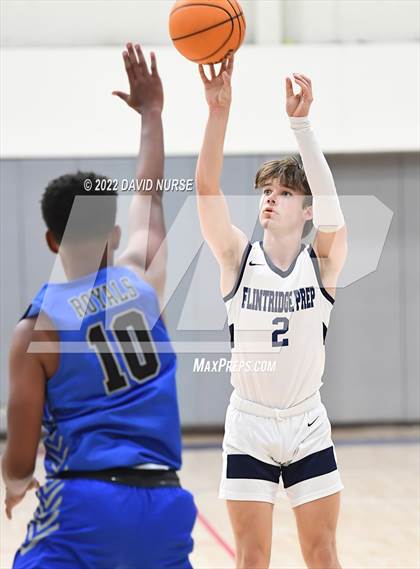 Thumbnail 3 in Quartz Hill vs. Flintridge Prep photogallery.