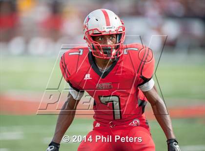 Thumbnail 3 in Potomac vs. Suitland (Prince George County Pigskin Classic)  photogallery.