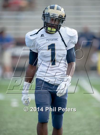 Thumbnail 2 in Potomac vs. Suitland (Prince George County Pigskin Classic)  photogallery.