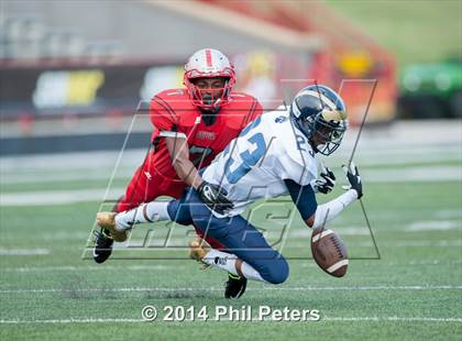 Thumbnail 1 in Potomac vs. Suitland (Prince George County Pigskin Classic)  photogallery.