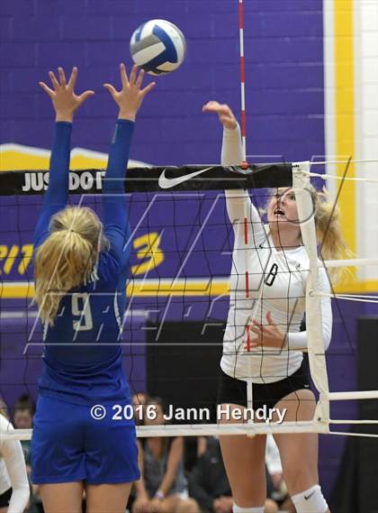 Thumbnail 2 in Archbishop Mitty vs. Xavier College Prep (Durango Fall Classic) photogallery.