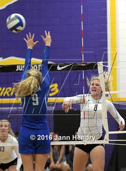 Thumbnail 3 in Archbishop Mitty vs. Xavier College Prep (Durango Fall Classic) photogallery.