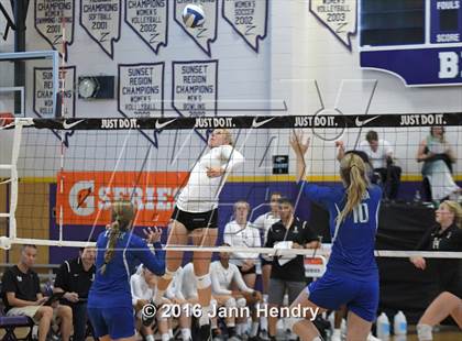 Thumbnail 1 in Archbishop Mitty vs. Xavier College Prep (Durango Fall Classic) photogallery.