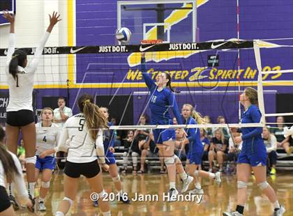 Thumbnail 1 in Archbishop Mitty vs. Xavier College Prep (Durango Fall Classic) photogallery.