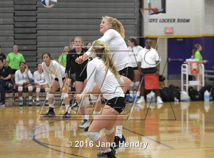 Thumbnail 2 in Archbishop Mitty vs. Xavier College Prep (Durango Fall Classic) photogallery.